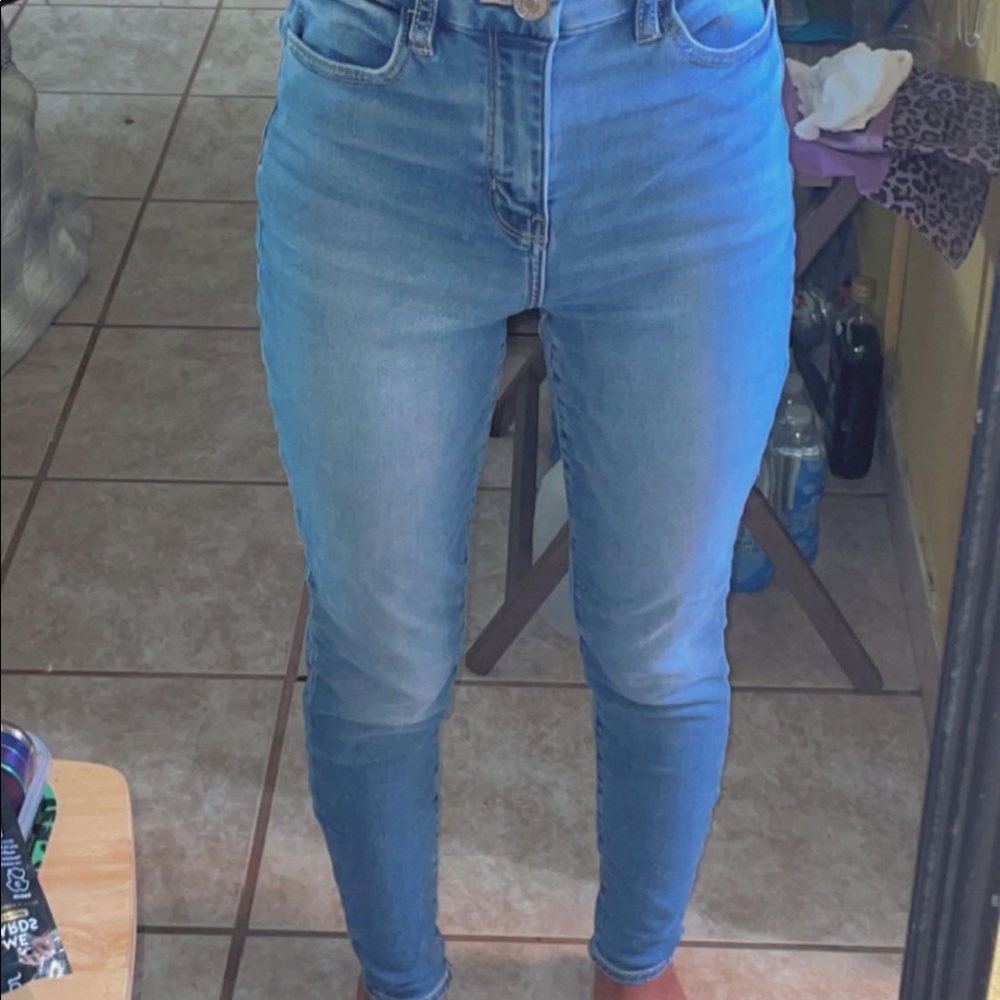 American Eagle Blue Jeans (Next Level Stretch)